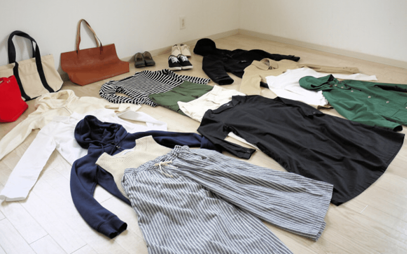 写真：クローゼットにある服を数えてみると、意外と「衣装持ち」であることが判明する。
